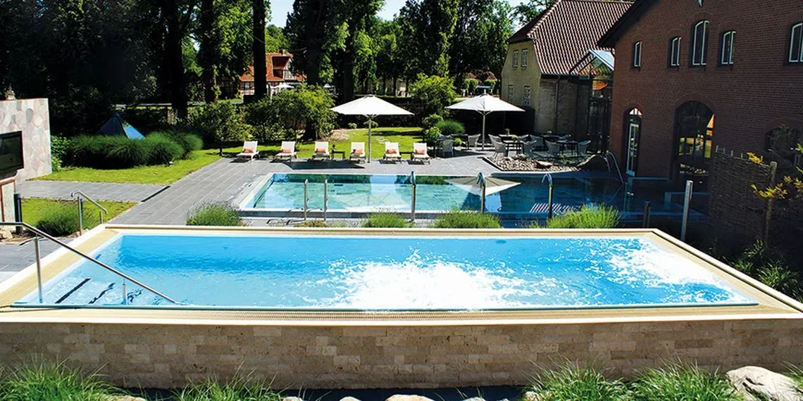 Private Nature Luxury Resort Weissenhaus - zwembad