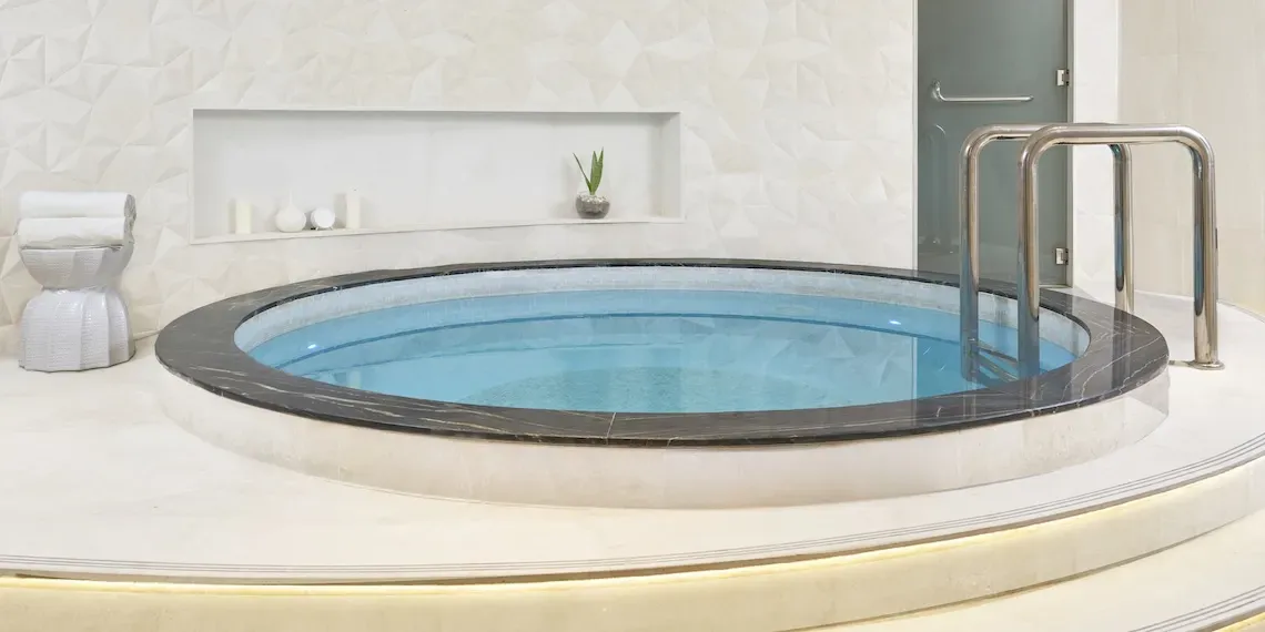 Jacuzzi | Zulal Wellness Resort