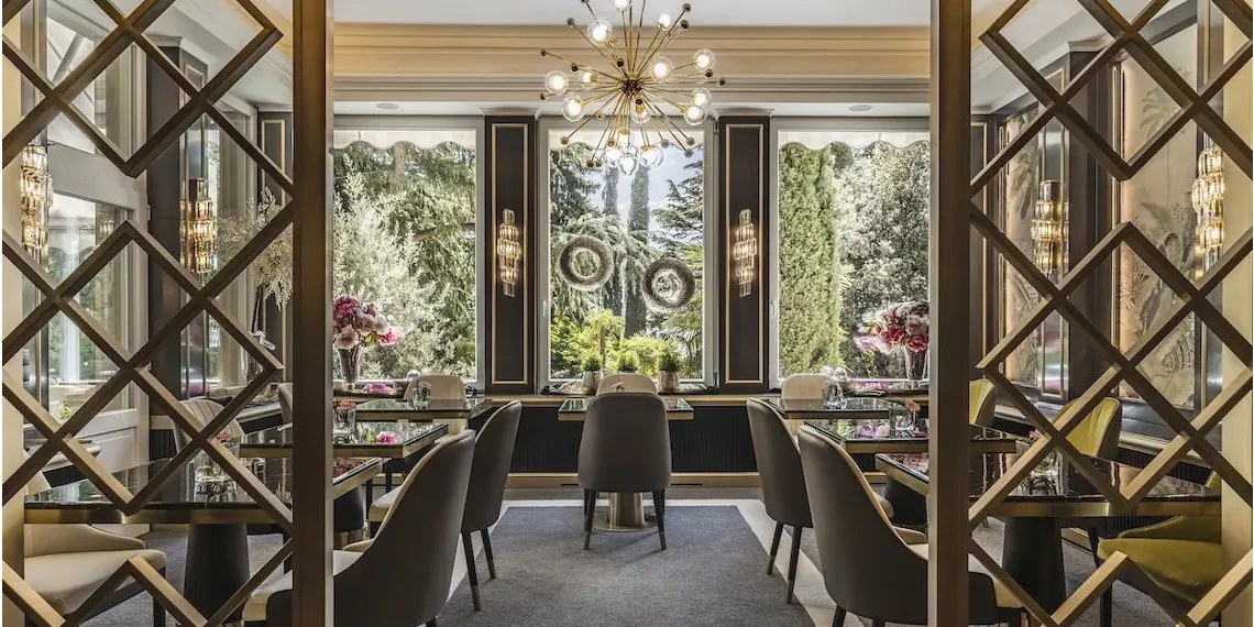 restaurant