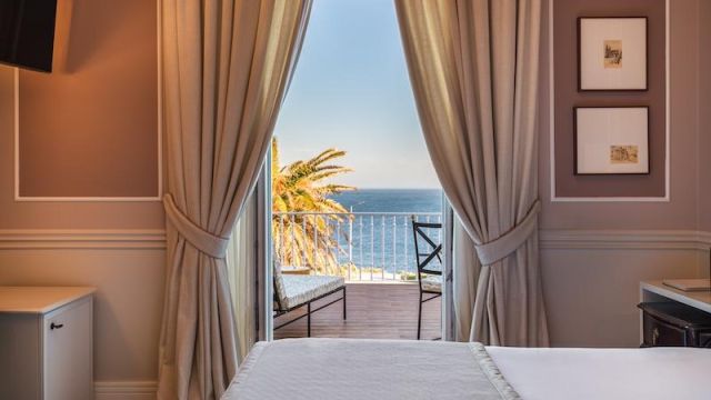 Longevity Senses Cascais | Premium Zeezicht